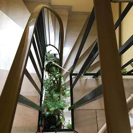 Zum Taunus Hotel *