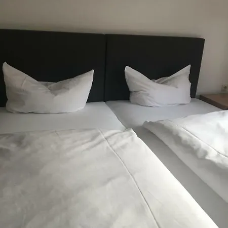 Hotel Zum Taunus *